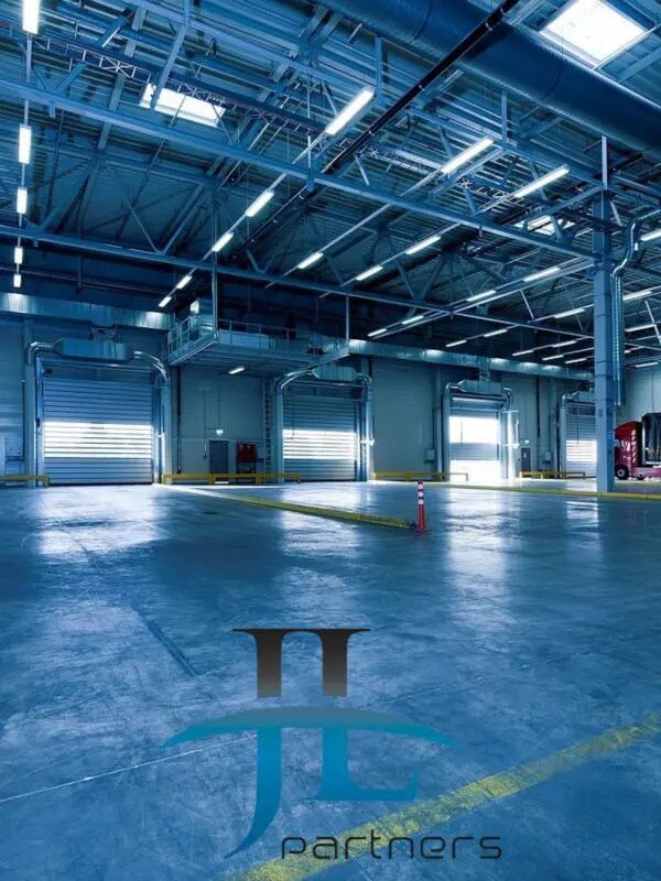 Industrial in Eysines for sale Building Photo- Image 1 of 3