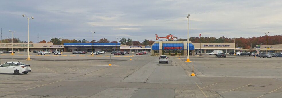 822 W McKinley Ave, Mishawaka, IN à vendre - Photo du bâtiment - Image 2 de 10