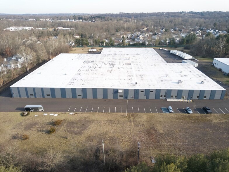 90 Hamilton St, Chalfont, PA for sale - Building Photo - Image 2 of 5