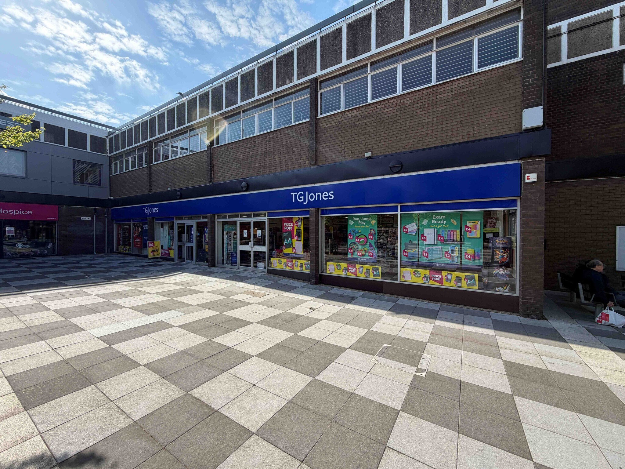 The Square, Walsall à louer Photo du bâtiment- Image 1 de 11