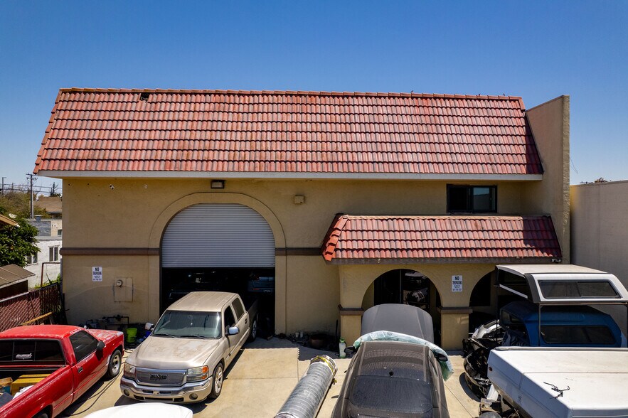 221 Griffin St, Salinas, CA à vendre - Photo du bâtiment - Image 3 de 11