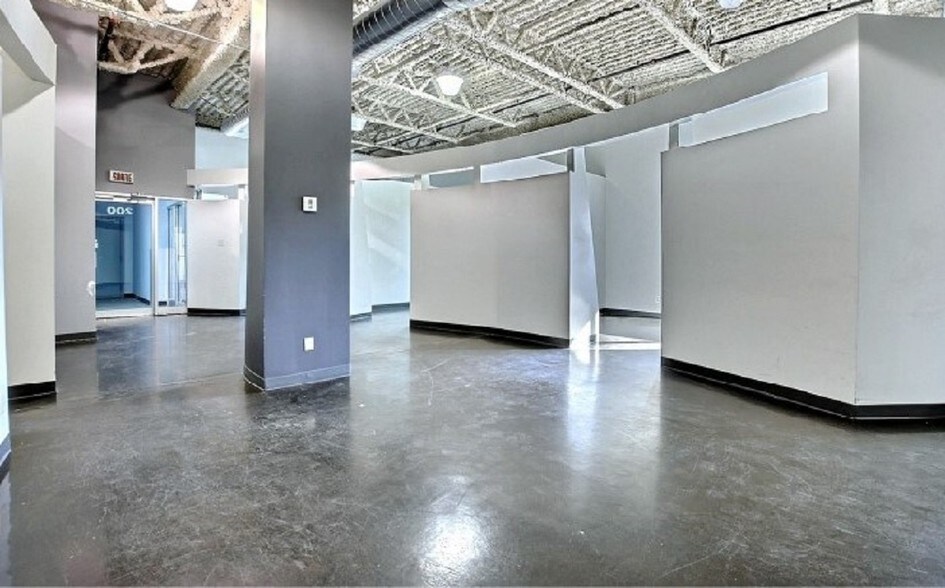 8920-8950 Boul Pie-IX, Montréal, QC à louer - Photo intérieure - Image 2 de 10