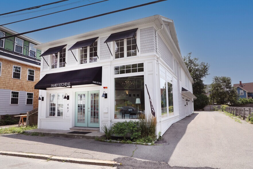 487 Humphrey St, Swampscott, MA à vendre - Photo du bâtiment - Image 1 de 30