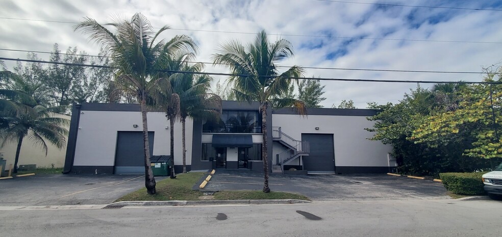 2100 NW 93rd Ave, Miami, FL for sale - Building Photo - Image 3 of 31