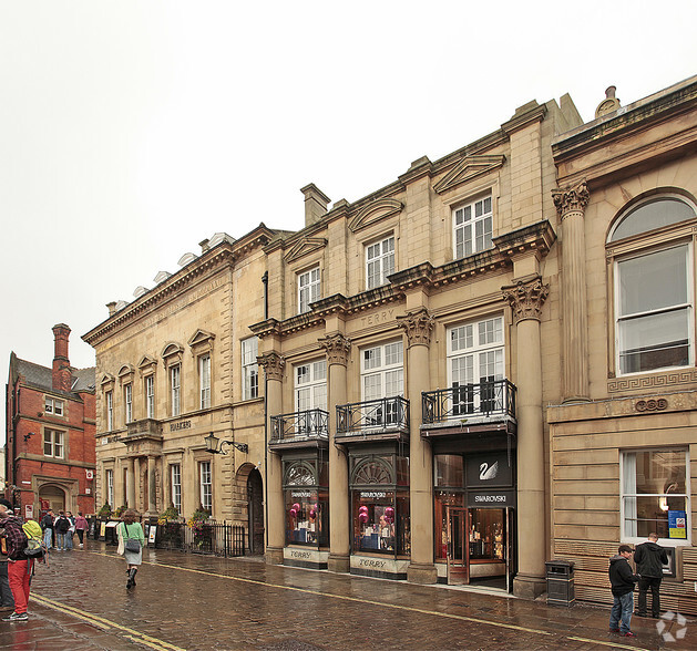 3 St Helens Sq, York à louer - Photo du bâtiment - Image 3 de 3