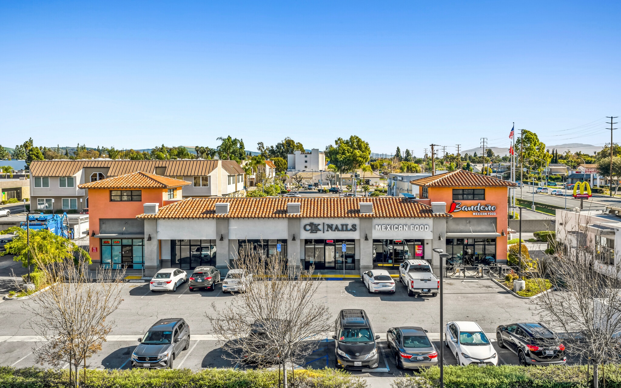4030-4120 N Harbor Blvd, Fullerton, CA for lease Building Photo- Image 1 of 4