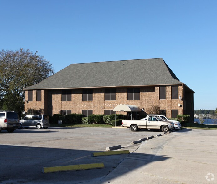 14888 Highway 105 W, Montgomery, TX for sale - Primary Photo - Image 1 of 8