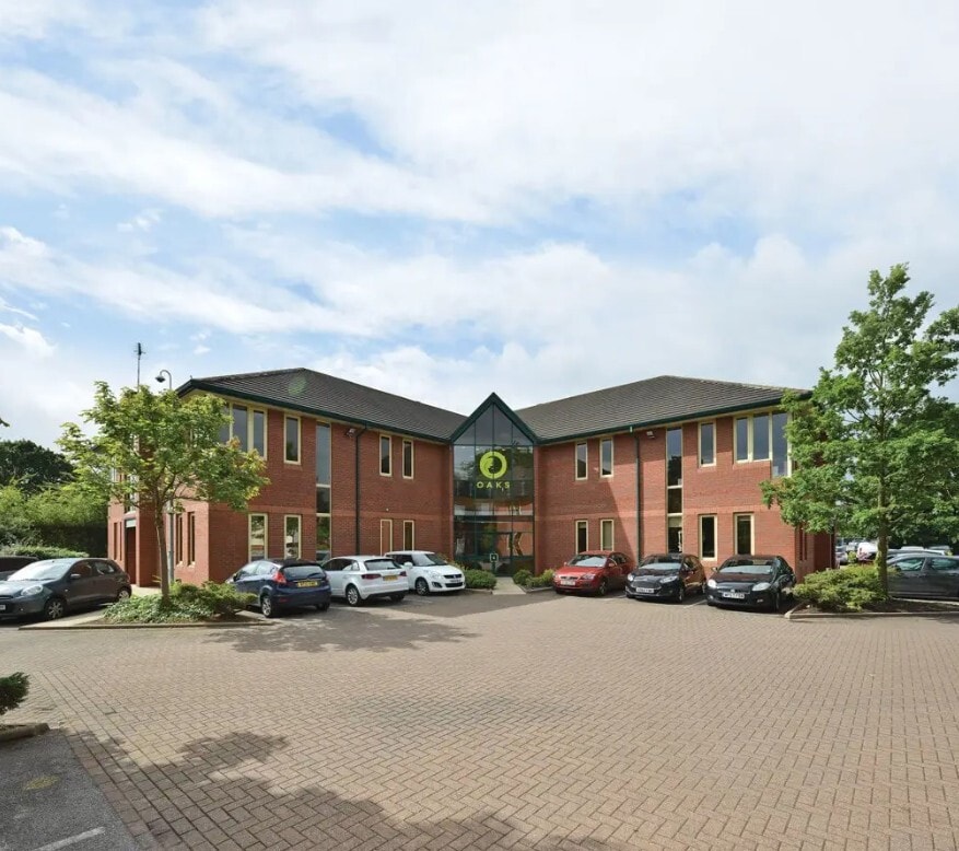 Crewe Rd, Manchester for lease Building Photo- Image 1 of 3