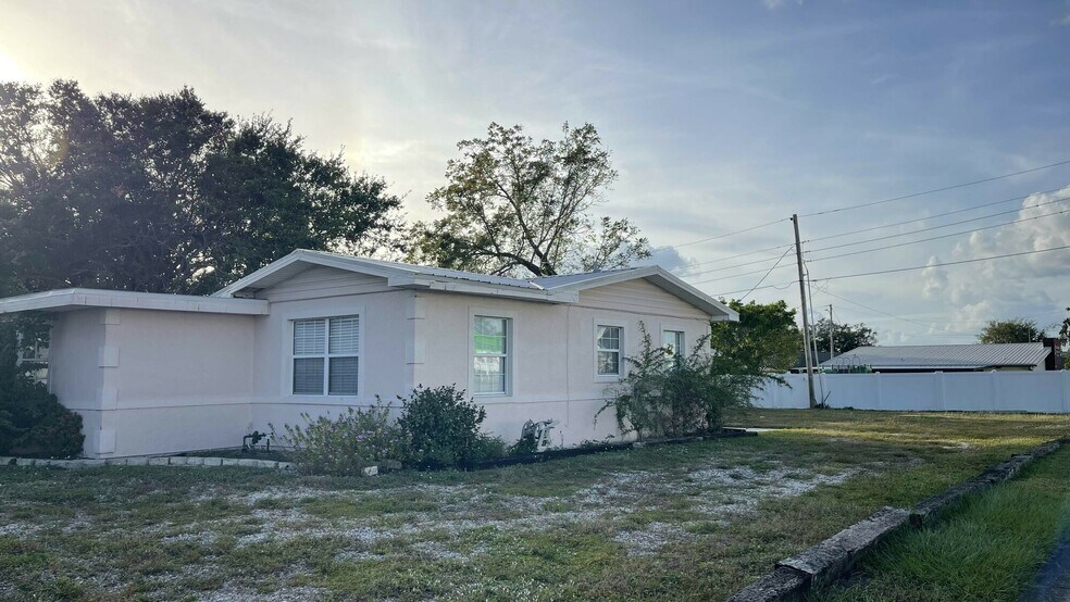 1803 Salem Rd, Lakeland, FL à vendre - Photo du bâtiment - Image 2 de 31