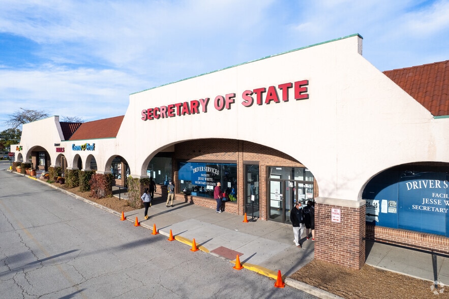 405-493 Lake Cook Rd, Deerfield, IL for lease - Building Photo - Image 3 of 17