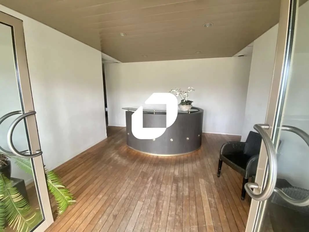 Office in Bruges for lease Interior Photo- Image 1 of 6