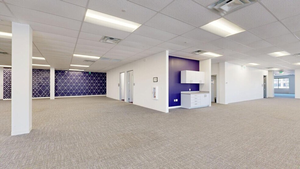 11001 Roosevelt Blvd, Saint Petersburg, FL à louer - Numérisation 3D de Matterport - Image 2 de 11