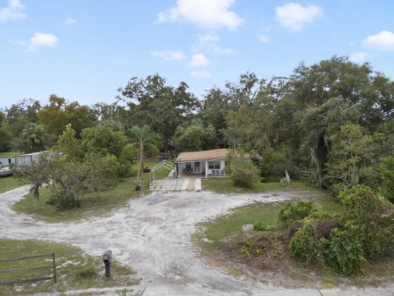 621 Oaklando Dr, Altamonte Springs, FL à vendre - Photo du bâtiment - Image 2 de 30