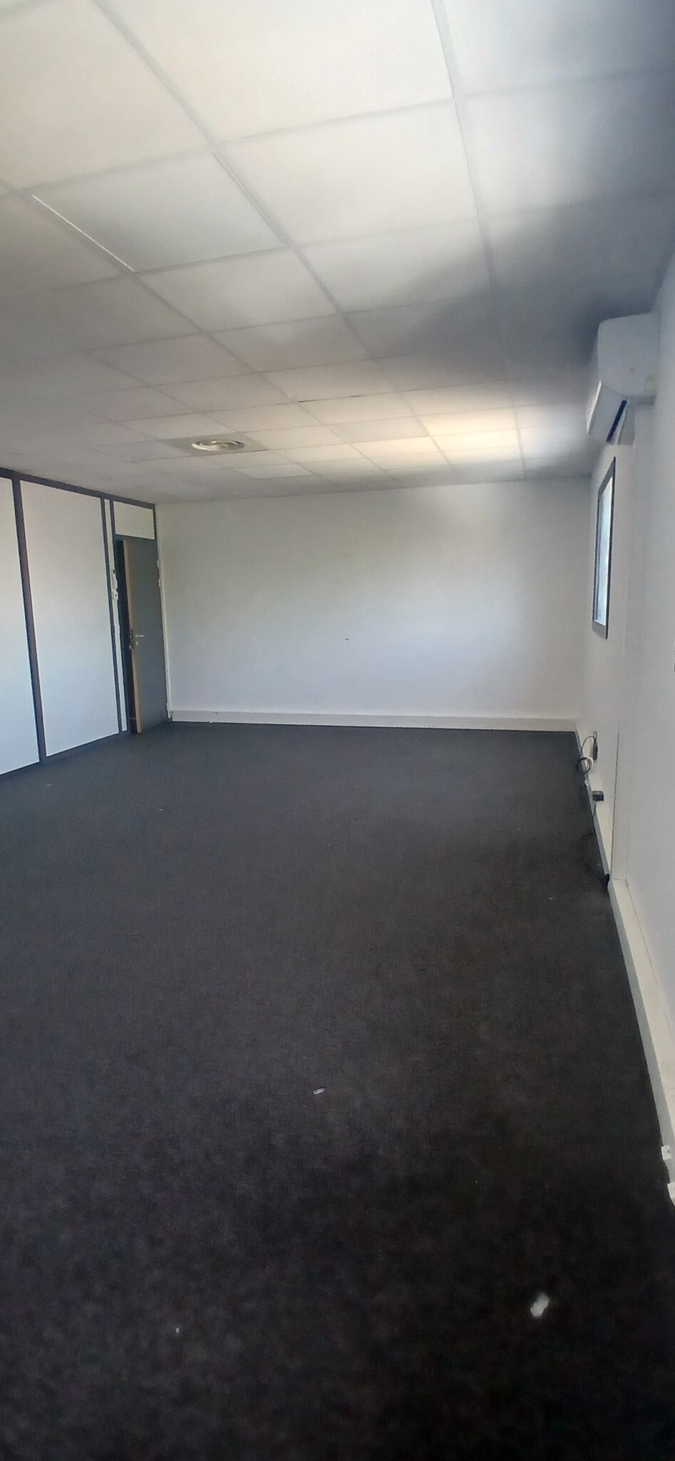 Route d'Arles, Bouillargues for lease Interior Photo- Image 1 of 3