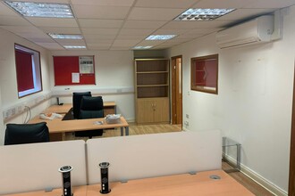 Alperton Ln, Greenford for lease Interior Photo- Image 2 of 2