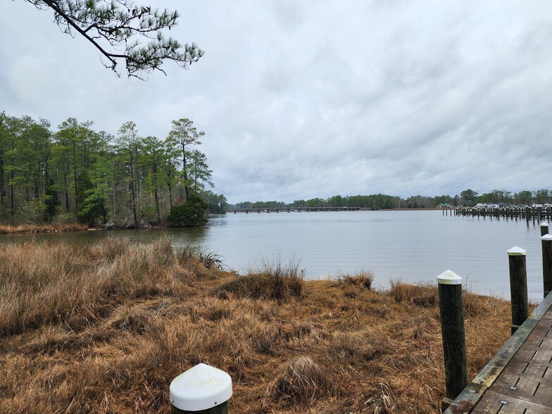 577 Hoff Rd, Belhaven, NC à vendre - Photo du bâtiment - Image 2 de 114