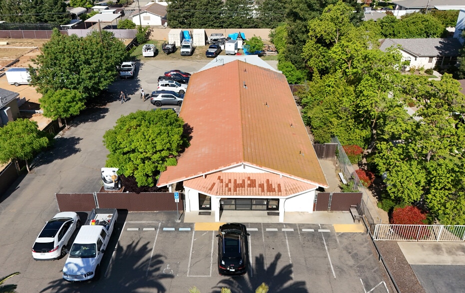 10266 Highway 41, Madera, CA for lease - Building Photo - Image 1 of 5