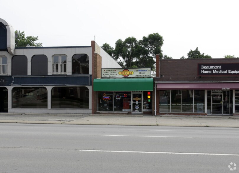 32088 Woodward Ave, Royal Oak, MI for sale - Building Photo - Image 2 of 2