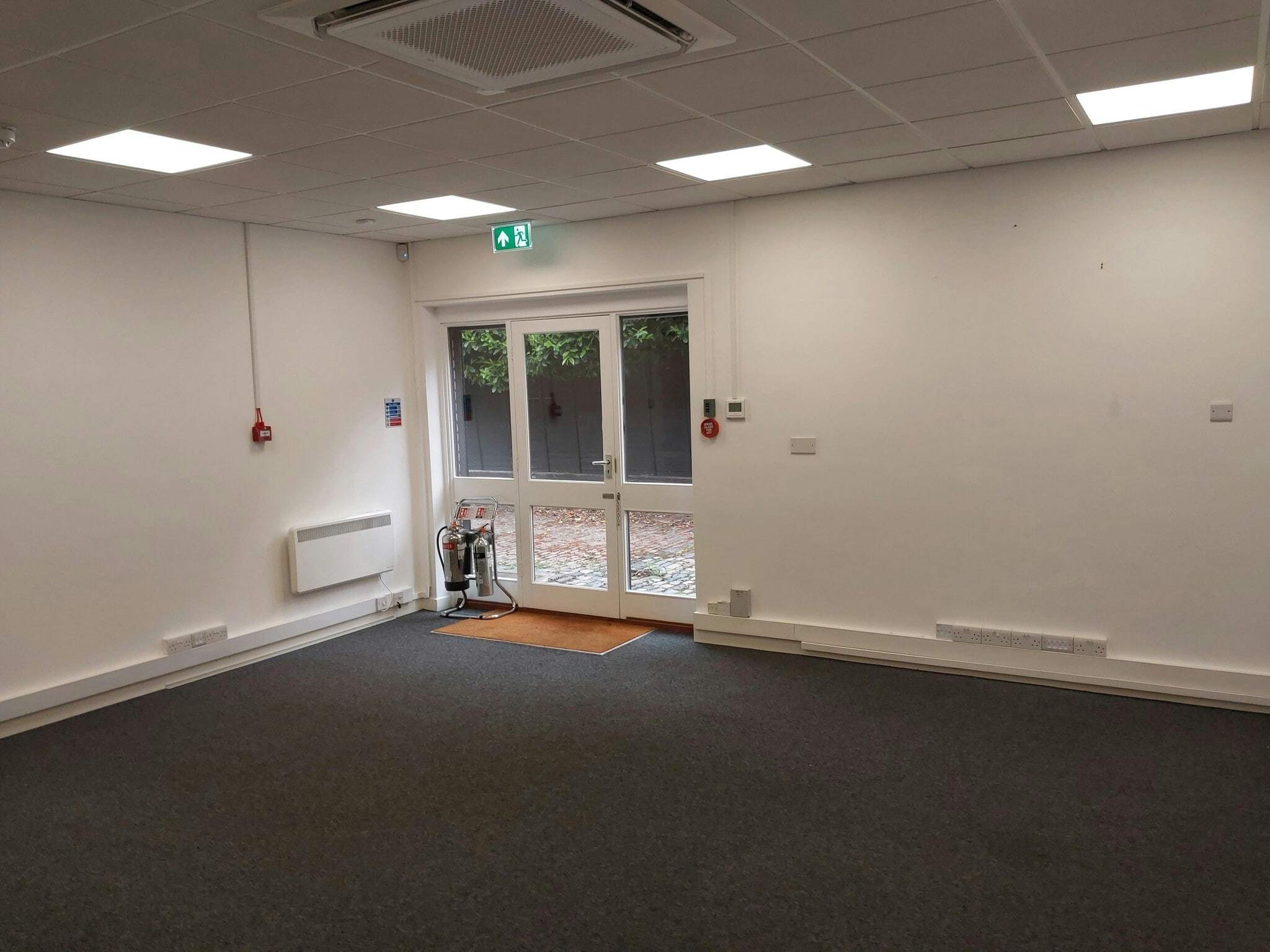 59B High St, Ascot for lease Interior Photo- Image 1 of 3