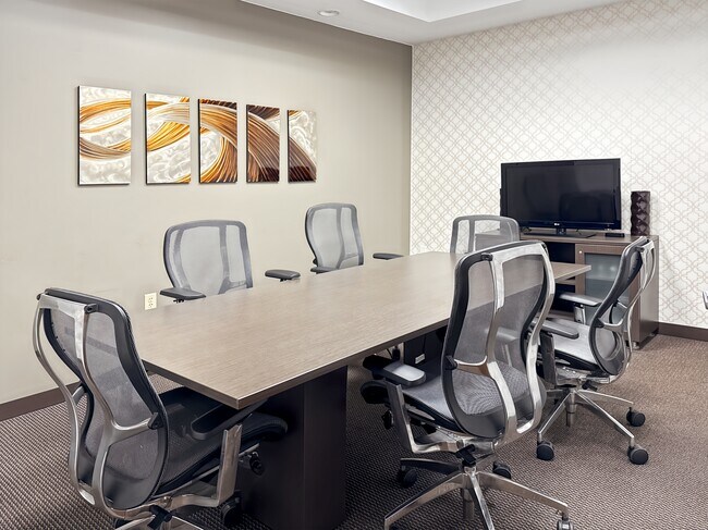 Plus de détails pour 8270 Woodland Center Blvd, Tampa, FL - Coworking à louer