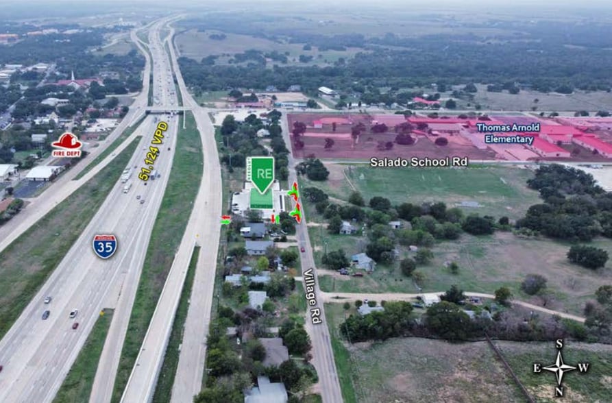 247 Village Road, Salado, TX for lease - Building Photo - Image 2 of 6