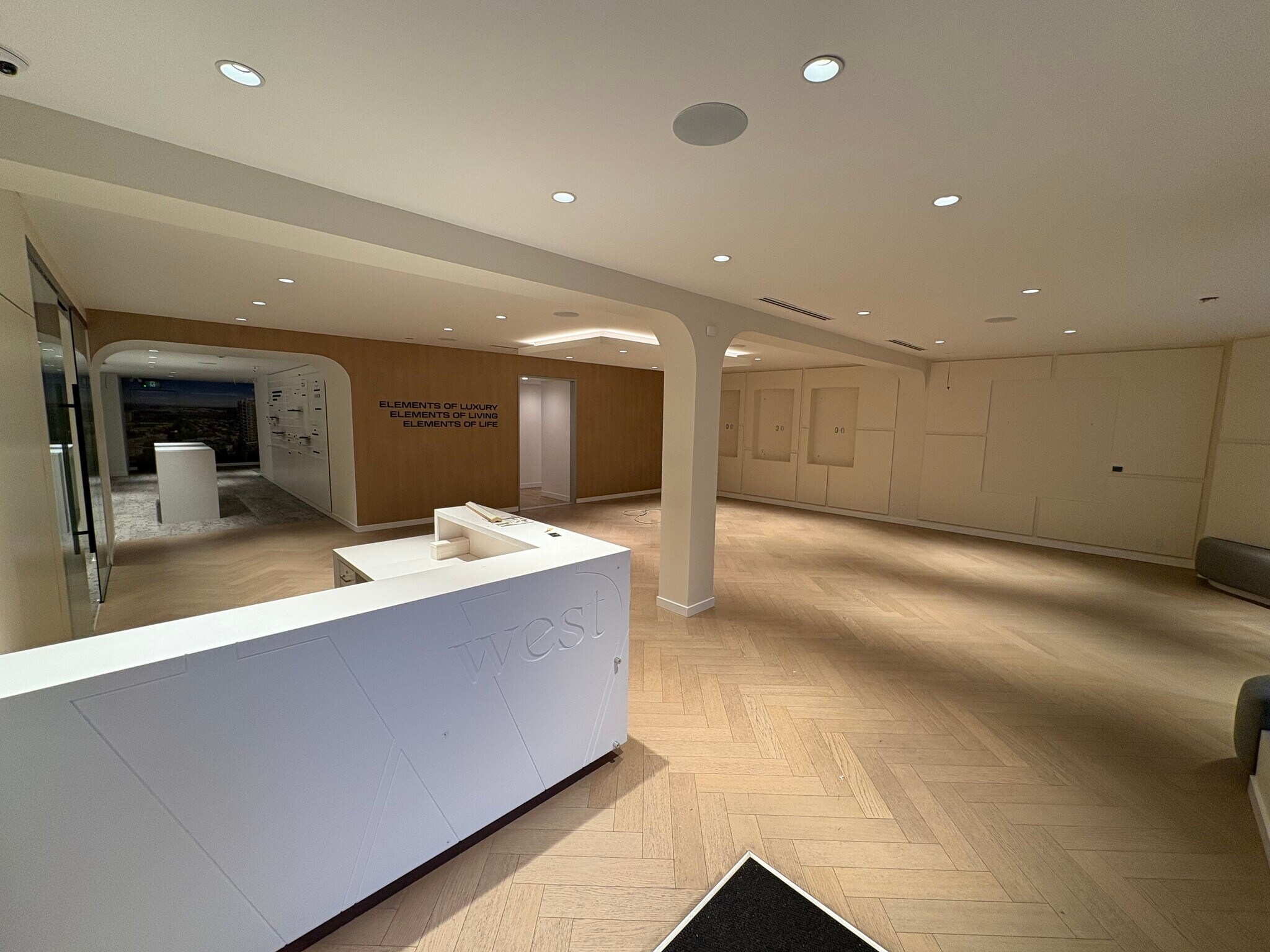 1032 Austin Ave, Coquitlam, BC à vendre Photo du bâtiment- Image 1 de 1