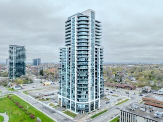 Plus de détails pour 15 Lynch St, Brampton, ON - Bureau/Commerce de détail à louer
