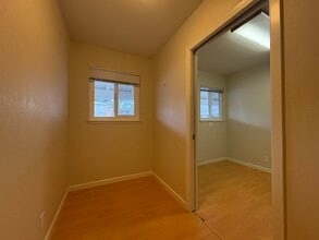 51 Renato Ct, Redwood City, CA à louer Photo intérieure- Image 2 de 4