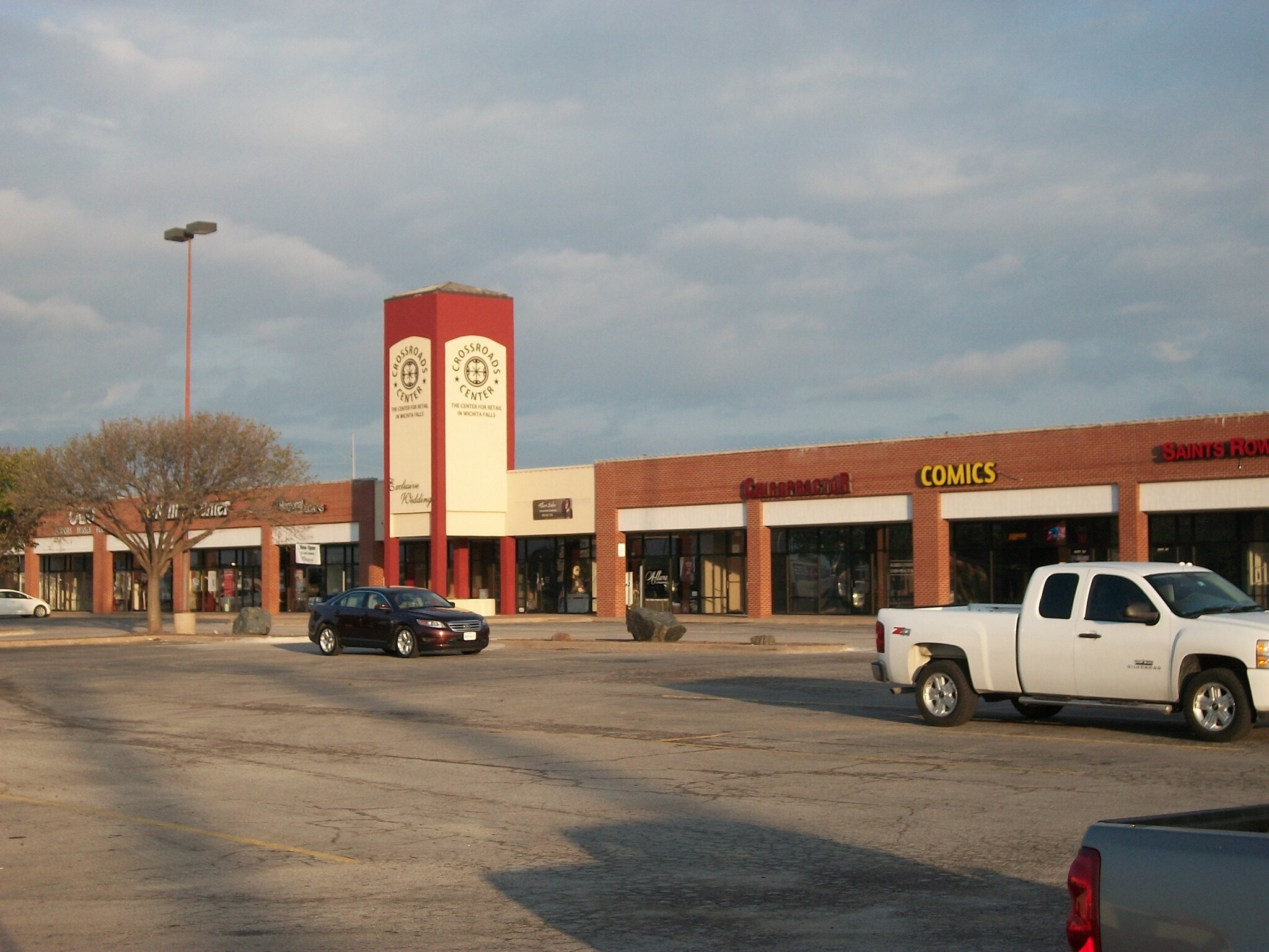 2708 Southwest Pky, Wichita Falls, TX for lease Building Photo- Image 1 of 5