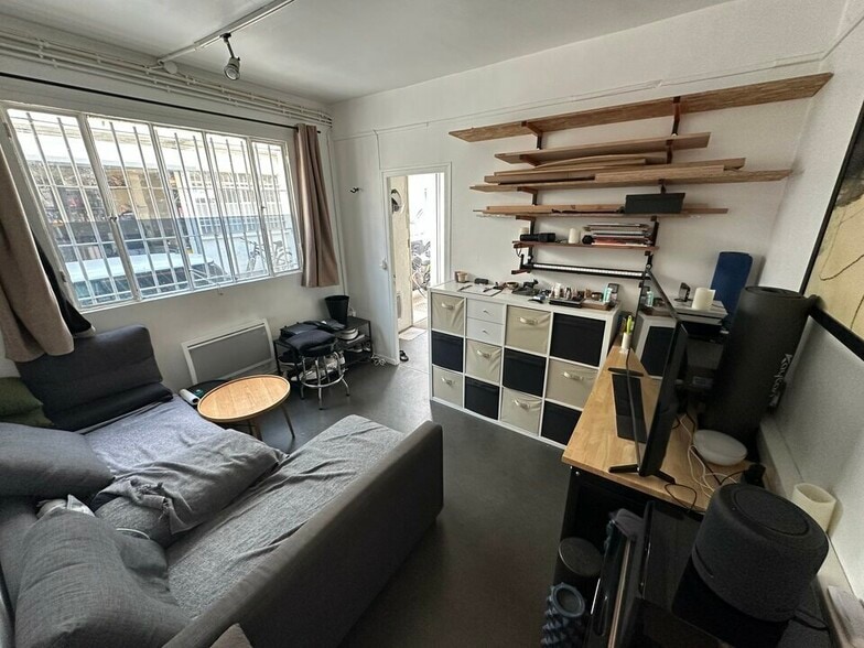 Flex in Saint-Maur-des-Fossés for lease - Interior Photo - Image 2 of 3