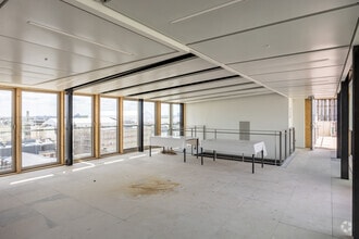 88-90 Rue Cardinet, Paris for lease Interior Photo- Image 1 of 4