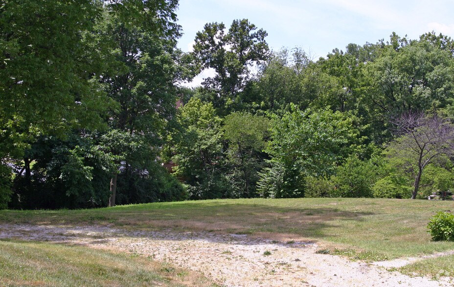 825-827 Graeser Rd, Creve Coeur, MO à vendre - Photo du bâtiment - Image 3 de 5