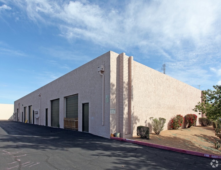 7642 E Gray Rd, Scottsdale, AZ for lease - Building Photo - Image 2 of 6