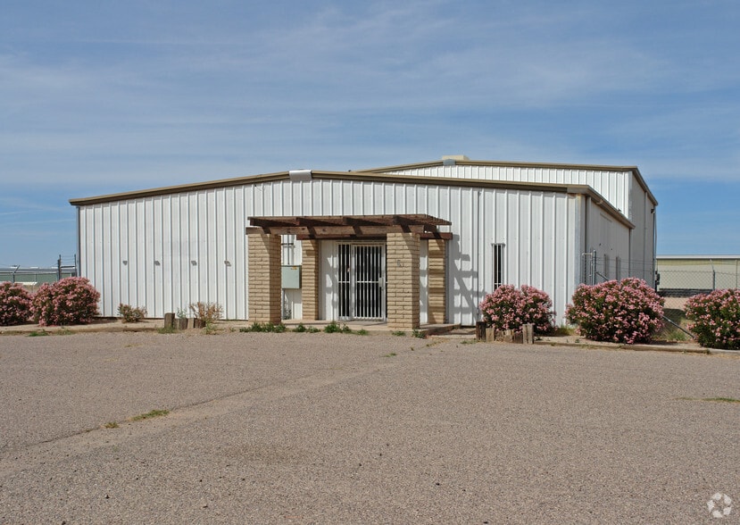 1162 W Gila Bend Hwy, Casa Grande, AZ for lease - Building Photo - Image 1 of 3