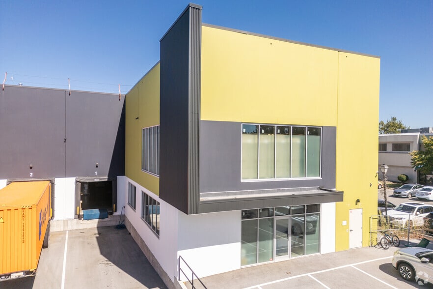 12171 Horseshoe Way, Richmond, BC for lease - Building Photo - Image 2 of 5