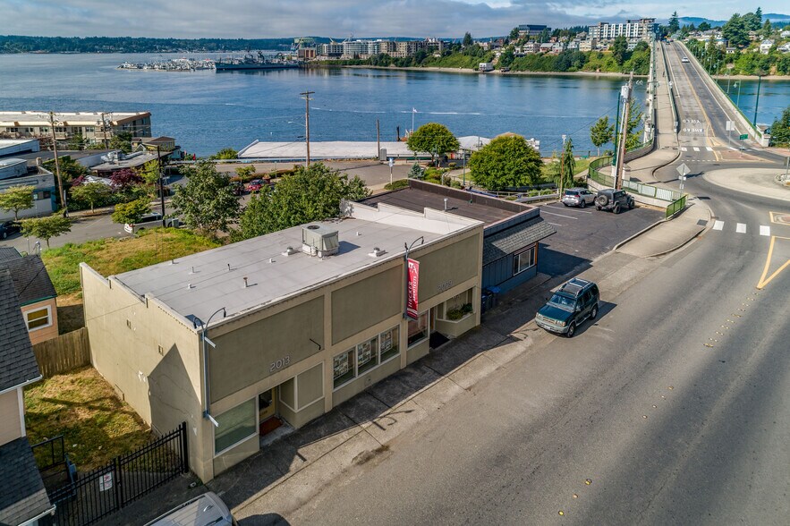 2009-2013 Harkins St, Bremerton, WA for lease - Building Photo - Image 1 of 31