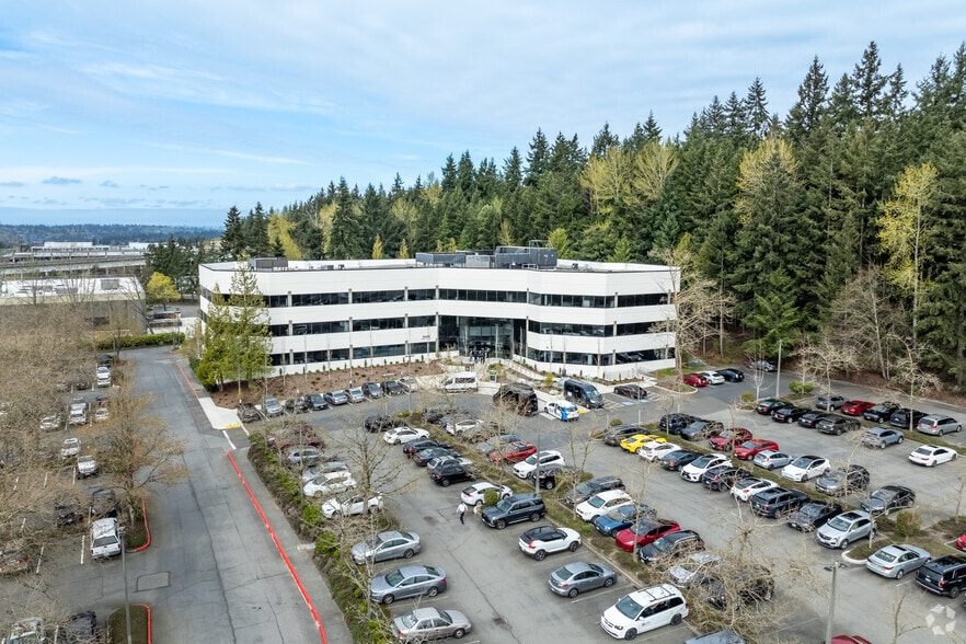 3245 146th Pl SE, Bellevue, WA for lease - Building Photo - Image 2 of 4
