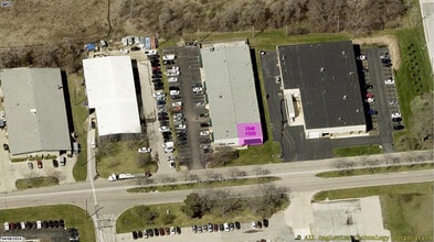 1505-1545 Paramount Pky, Batavia, IL à louer Photo intérieure- Image 2 de 7