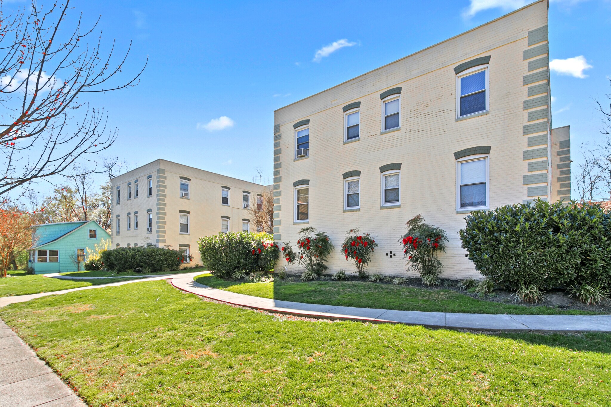 4701-4703 Ravenswood Rd, Riverdale, MD à vendre Photo du bâtiment- Image 1 de 1