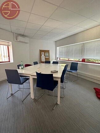 Plus de détails pour Bureau à louer
