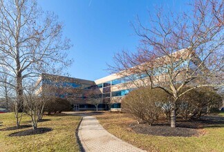 925 Harvest Dr, Blue Bell, PA for lease Building Photo- Image 2 of 4