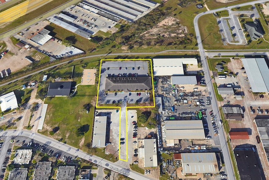 1060 MacKintosh Dr, Brownsville, TX à louer - Photo du bâtiment - Image 1 de 7