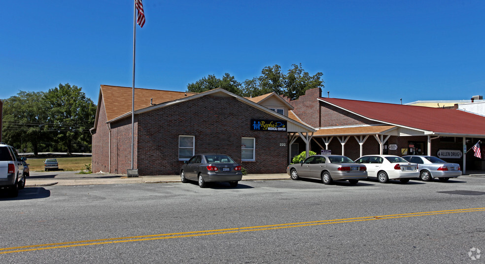 222 S Main St, Stanley, NC for sale - Primary Photo - Image 1 of 1