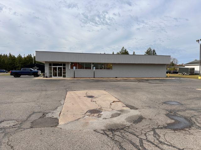 425 N 5th St, Roscommon, MI for sale - Building Photo - Image 2 of 25