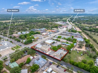 Plus de détails pour 801 N Main St, Boerne, TX - Commerce de détail à vendre