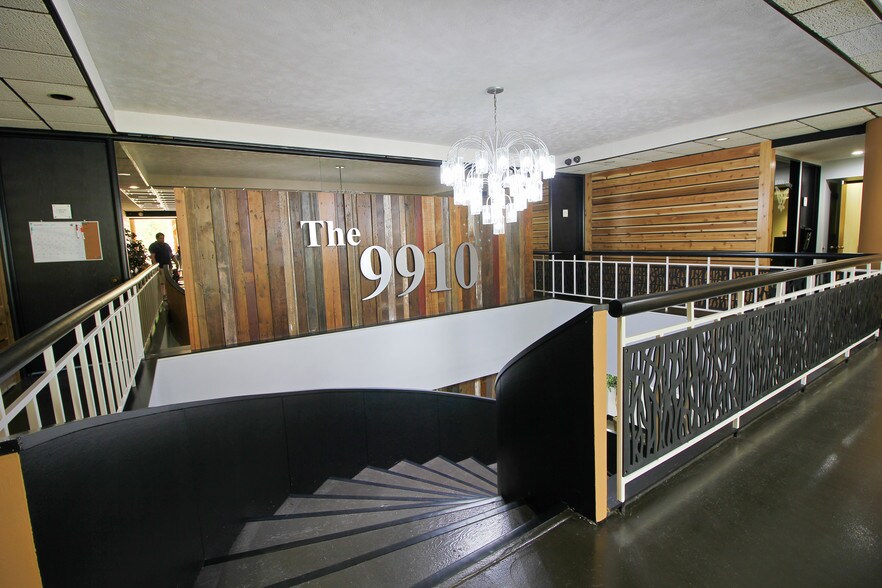 9910 N 48th St, Omaha, NE à louer - Hall d’entrée - Image 3 de 7