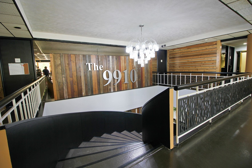 9910 N 48th St, Omaha, NE for lease - Lobby - Image 3 of 7