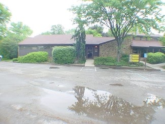 More details for 3200 Sycamore Ct, Columbus, IN - Office for Sale