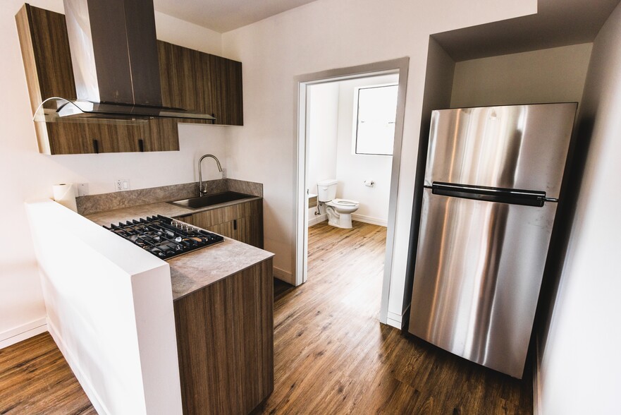 663 Old Mammoth Rd, Mammoth Lakes, CA for sale - Interior Photo - Image 3 of 5