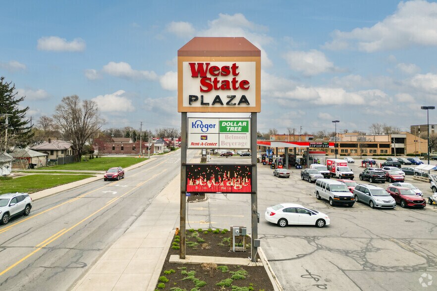 1103-1225 W State Blvd, Fort Wayne, IN à louer - Photo du bâtiment - Image 2 de 5